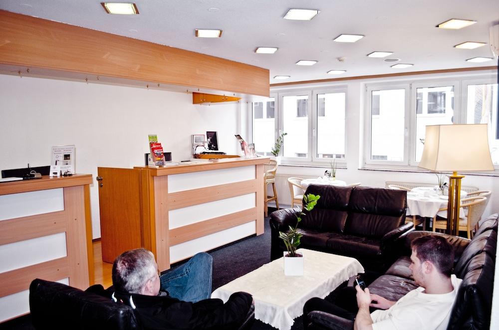 Adler Frankfurt 3* Frankfurt nad Menem