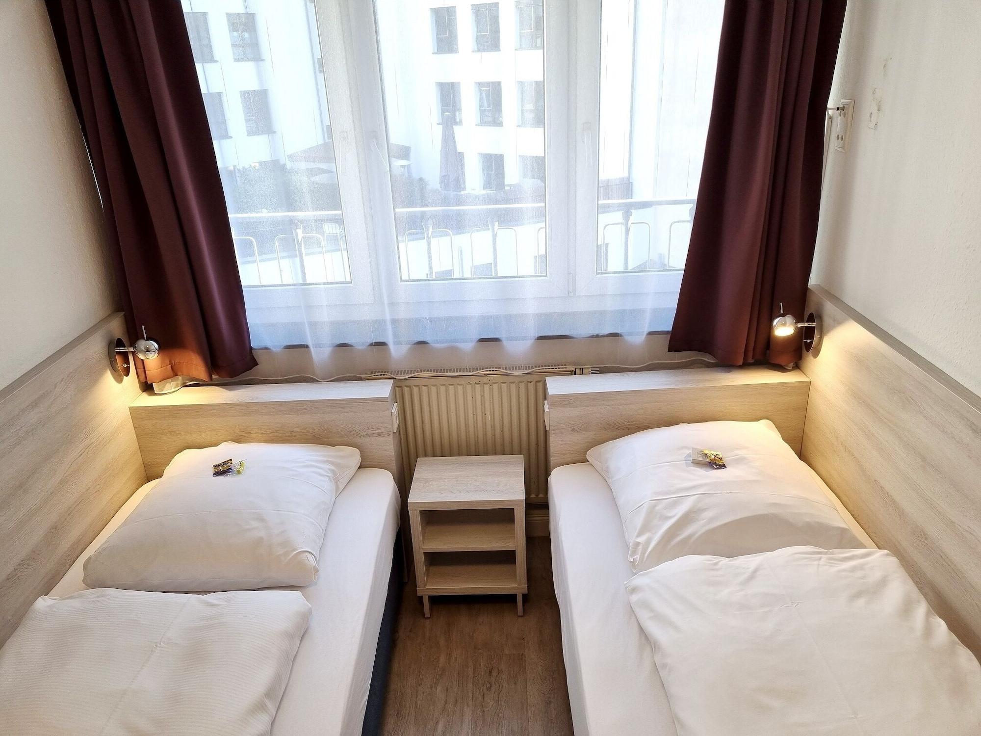 Adler Frankfurt 3* Frankfurt nad Menem