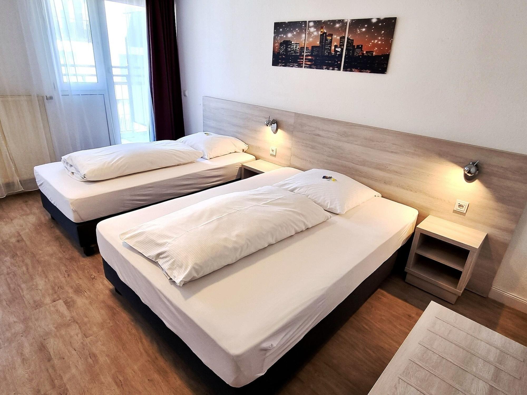 Adler Frankfurt 3*